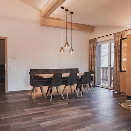 4 Raum Typ Bergsuite By Interhome *