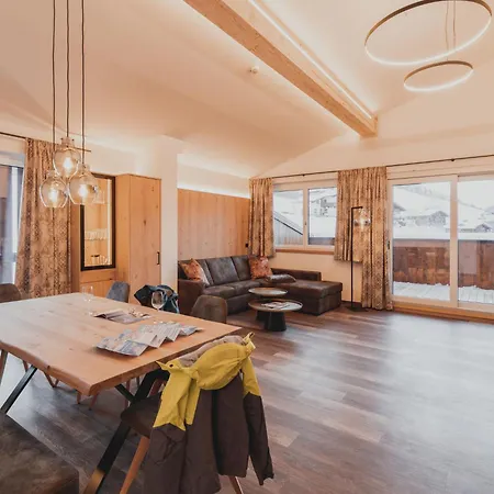 4 Raum Typ Bergsuite By Interhome Apartman